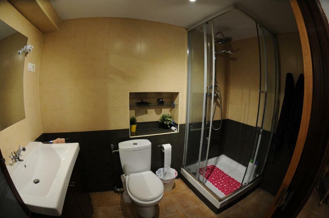 Apartamntos Urdaibai 3 بيرميو المظهر الخارجي الصورة